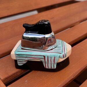 Vintage Vandor “Scorched Shirt”‎ Ironing Board Iron Salt Pepper Shakers Ceramic